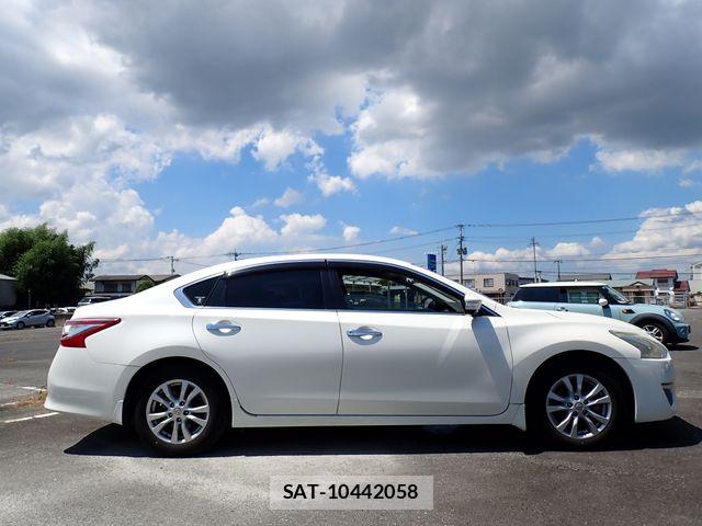 Nissan TEANA 2016-01 8210678-4
