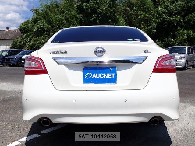 Nissan TEANA 2016-01 8210678-6