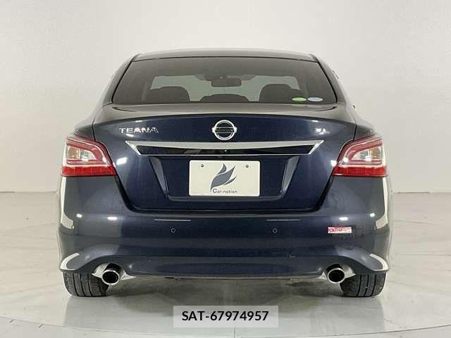 Nissan TEANA 2016-09 8246944-4
