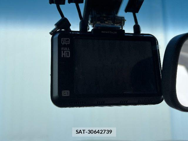 Nissan TEANA 2014-05 8317639-11