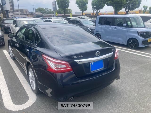 Nissan TEANA 2014-02 8338215-4