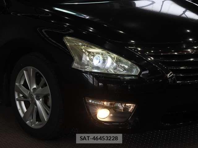 Nissan TEANA 2017-02 8338211-14