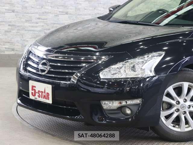 Nissan TEANA 2017-06 8338212-15