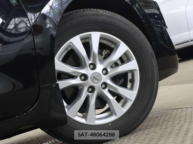 Nissan TEANA 2017-06 8338212-18