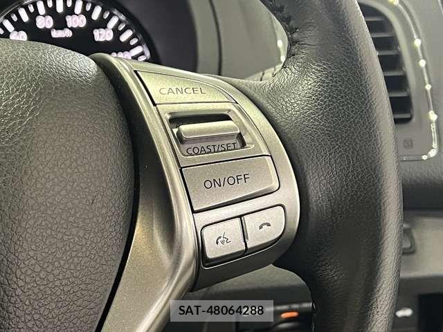 Nissan TEANA 2017-06 8338212-6