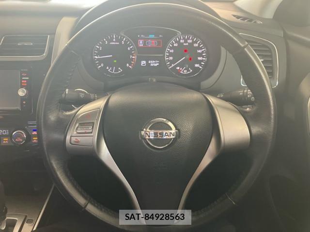 Nissan TEANA 2016-01 8355783-13
