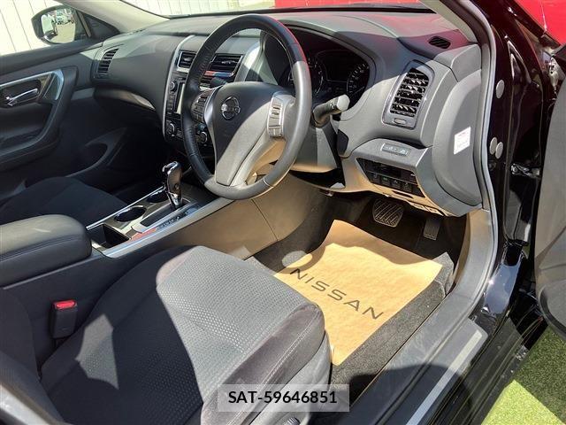 Nissan TEANA 2017-09 8369418-9