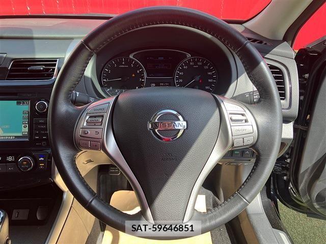 Nissan TEANA 2017-09 8369418-16