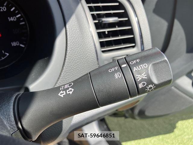 Nissan TEANA 2017-09 8369418-27