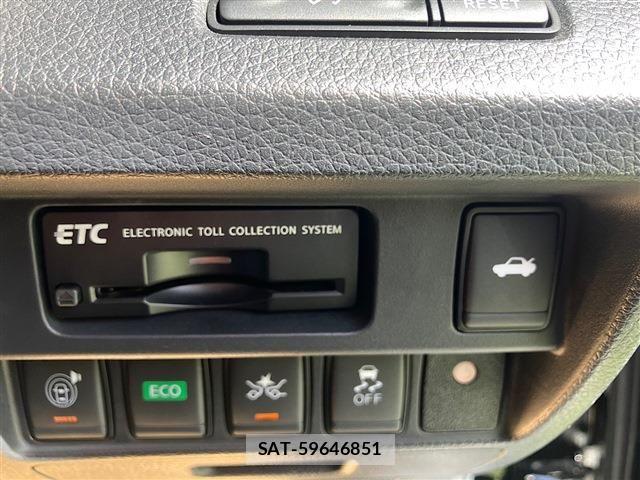 Nissan TEANA 2017-09 8369418-28