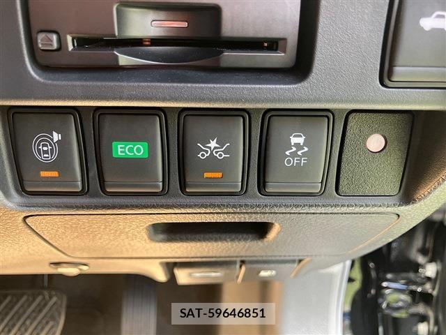 Nissan TEANA 2017-09 8369418-29