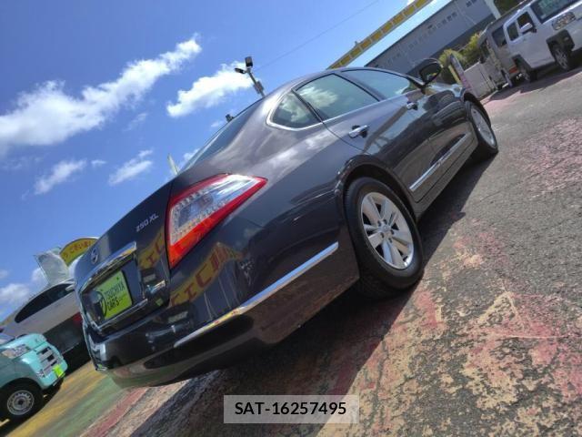 Nissan TEANA 2013-07 8369421-25