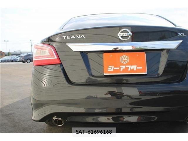Nissan TEANA 2017-06 8369417-14