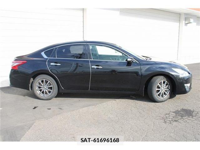 Nissan TEANA 2017-06 8369417-3