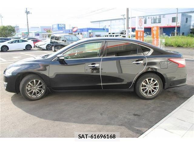 Nissan TEANA 2017-06 8369417-7
