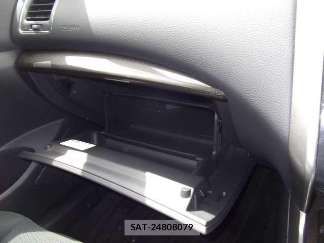 Nissan TEANA 2015-07 8369419-24