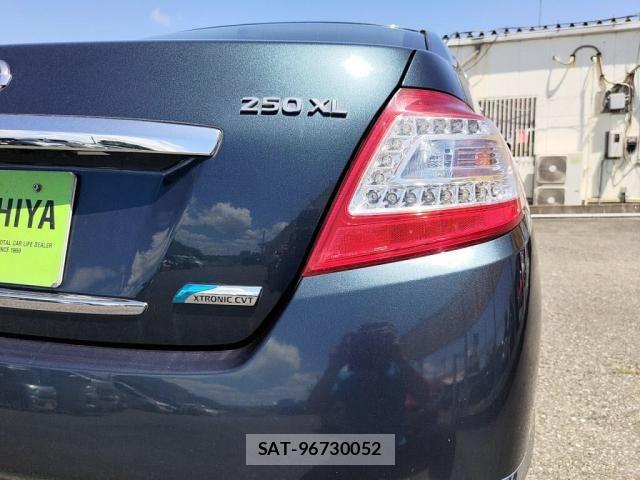 Nissan TEANA 2013-01 8369420-26
