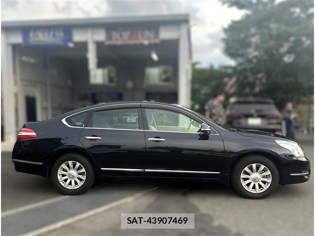 Nissan TEANA 2009-08 8372288-3