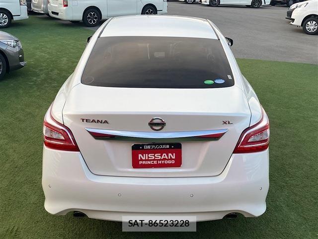Nissan TEANA 2016-09 8415453-17