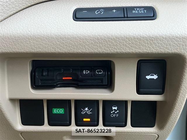 Nissan TEANA 2016-09 8415453-4