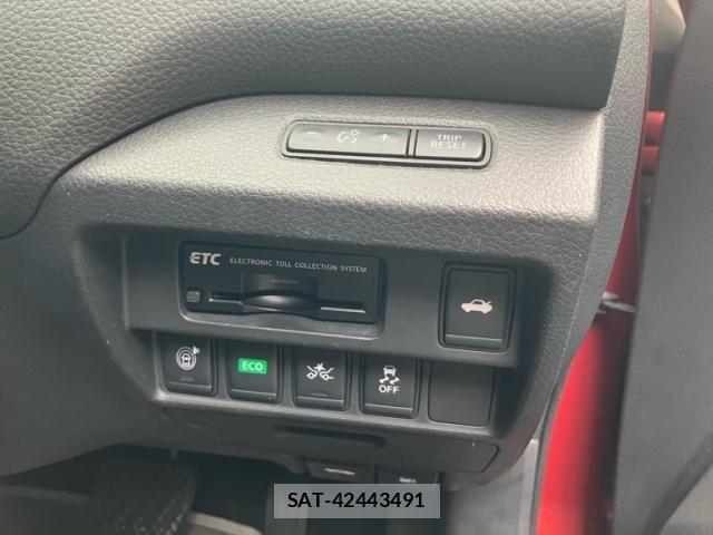 Nissan TEANA 2016-02 8438633-9