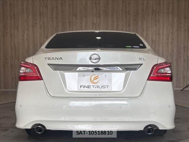 Nissan TEANA 2016-08 8486178-19
