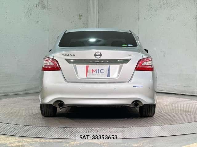 Nissan TEANA 2017-09 8563808-5