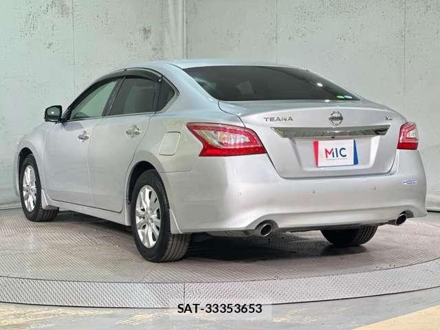 Nissan TEANA 2017-09 8563808-6