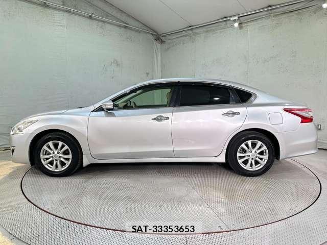 Nissan TEANA 2017-09 8563808-7