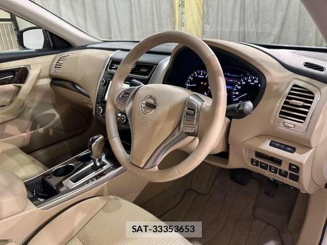 Nissan TEANA 2017-09 8563808-8