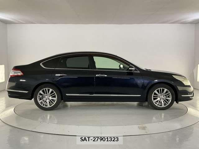 Nissan TEANA 2013-04 8629363-10