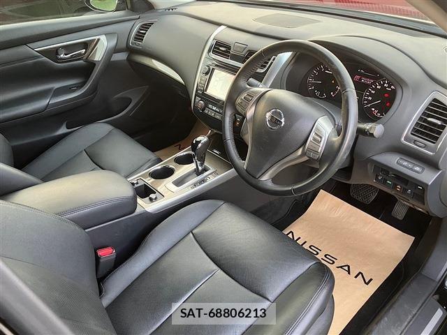 Nissan TEANA 2017-08 8746351-17