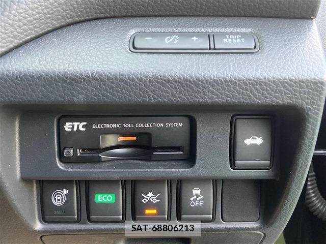 Nissan TEANA 2017-08 8746351-3