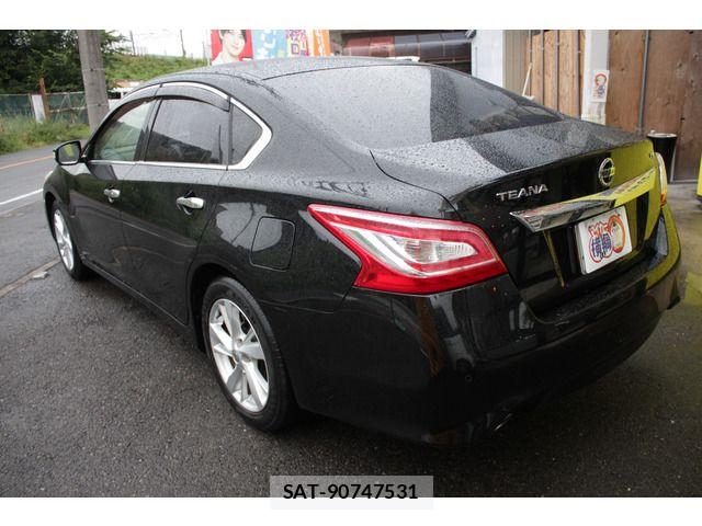 Nissan TEANA 2015-10 8746350-15