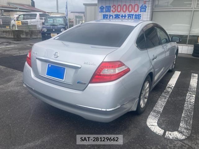 Nissan TEANA 2011-11 8782354-1