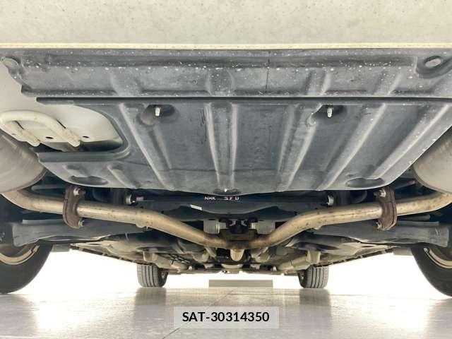 Nissan TEANA 2015-07 8832063-9