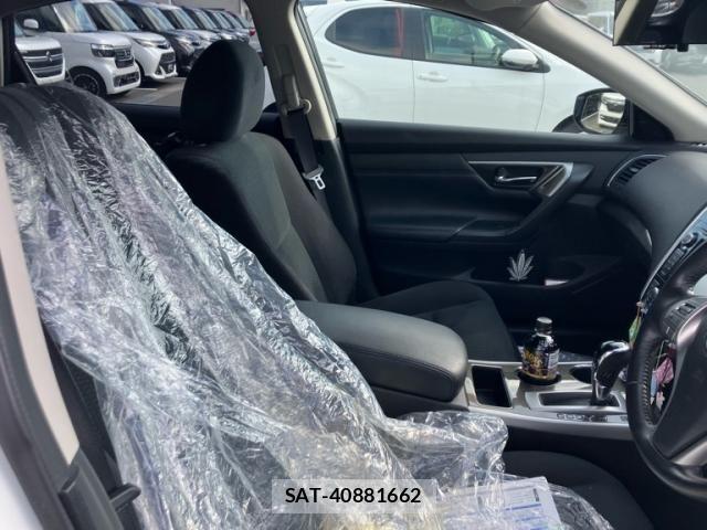 Nissan TEANA 2017-03 8832067-13