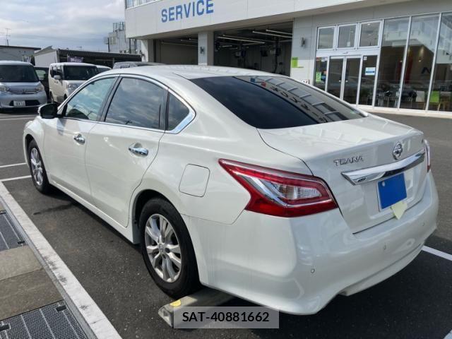 Nissan TEANA 2017-03 8832067-4