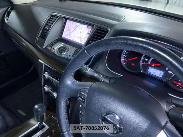 Nissan TEANA 2013-08 8832064-18