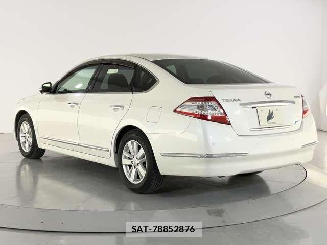 Nissan TEANA 2013-08 8832064-7