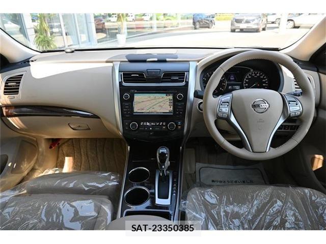 Nissan TEANA 2017-05 8882616-9