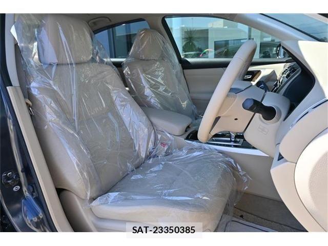 Nissan TEANA 2017-05 8882616-8