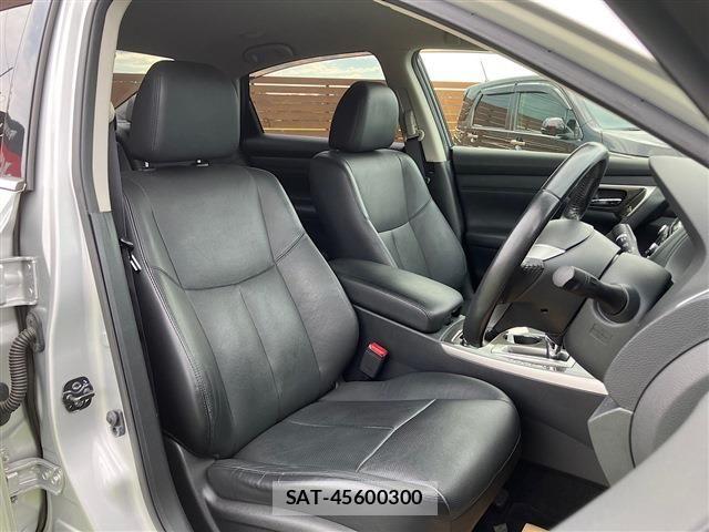Nissan TEANA 2019-12 8882615-18