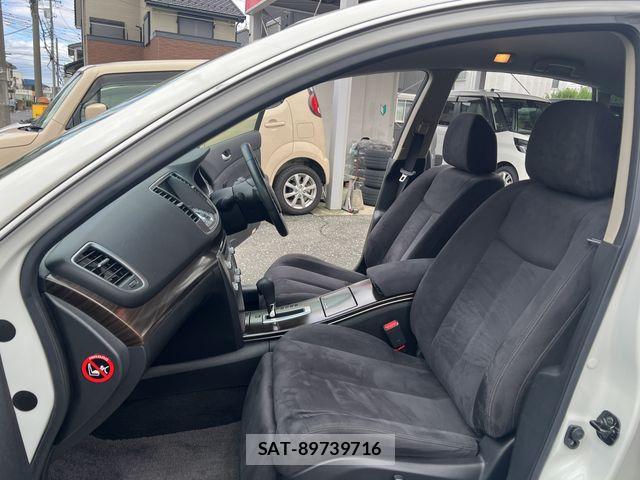 Nissan TEANA 2012-08 8884484-14