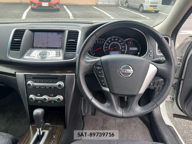 Nissan TEANA 2012-08 8884484-1