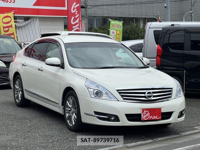 Nissan TEANA 2012-08 8884484-4