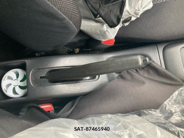 Daihatsu TERIOS KID 2003-10 7330652-18
