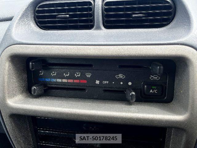 Daihatsu TERIOS KID 2000-01 8232139-21
