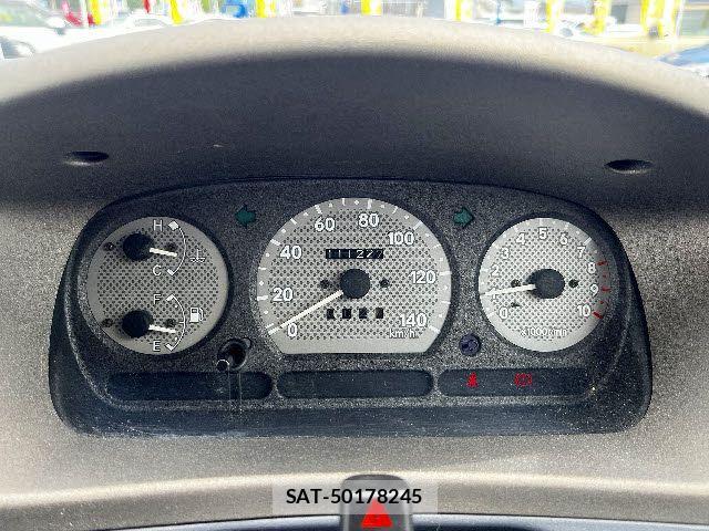 Daihatsu TERIOS KID 2000-01 8232139-7
