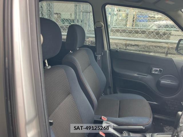Daihatsu TERIOS KID 2008-01 8832076-9